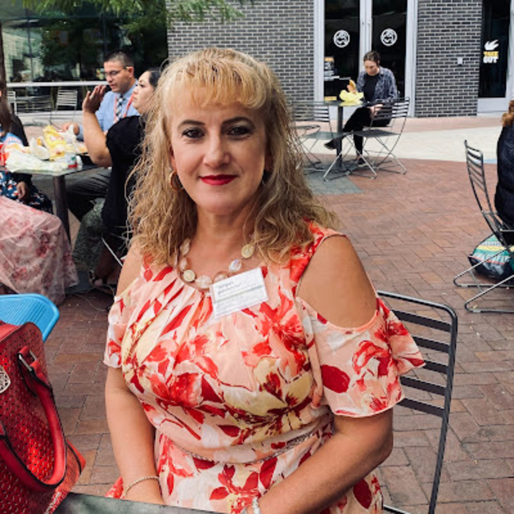 Meet your Posher, Carla